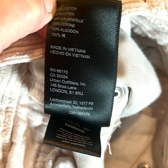 UO/BDG,Size 25, High-Rise, Baggy Fit,Excellent Condition, Fall/Winter,Corduroy - Picture 5 of 10